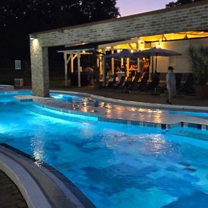 Holiday Beach Budapest Wellness Hotel With Sauna Park